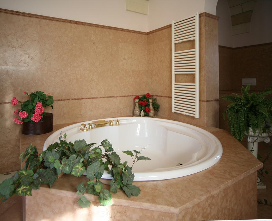 Masseria Quadrelli Bed and Breakfast Sanarica Habitación foto